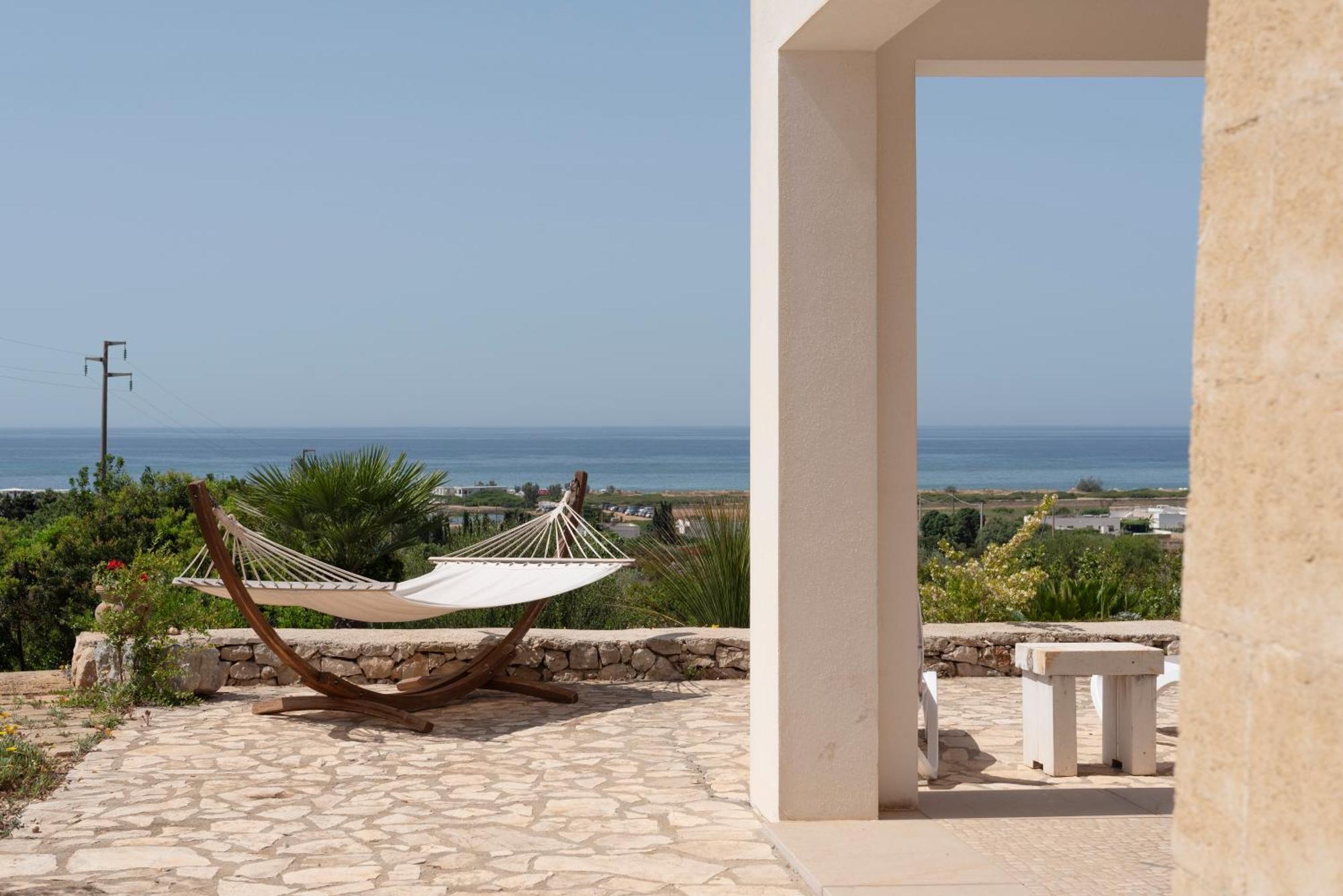 Le Gioie - Villa Macchia Mediterranea - Splendida Villa Vista Mare Immersa Nel Verde Torre Pali Exterior foto